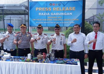Pimpin Razia Gabungan di Lapas Muara Sabak, Kakanwil Ditjenpas Jambi Apresiasi Kinerja Kalapas dan Jajaran