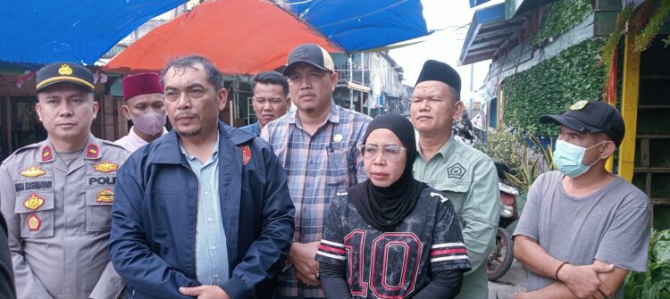Satnarkoba Polres Tanjab Timur Bersama Polsek dan Unsur Forkopimcam Kuala Jambi Turun Ketengah Masyarakat Untuk Memberantas Narkoba