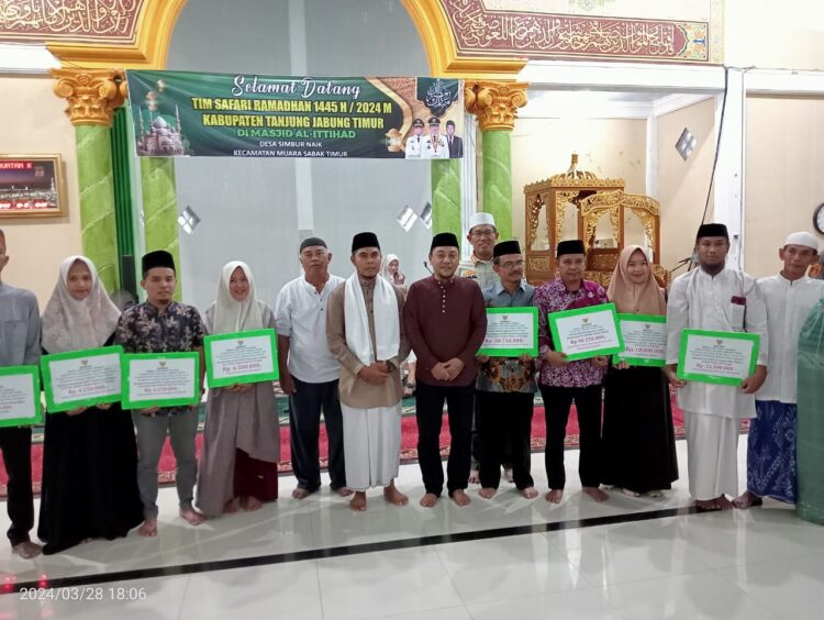 Sekda Pimpin Tim Safari Ramadan Pemkab Tanjab Timur di Desa Simbur Naik 