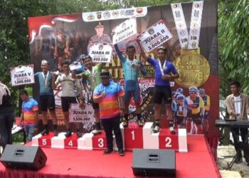 Wabup Robby Mengapresiasi Kegiatan Balap Sepeda Dalam Rangka Hari Jadi Bhayangkara ke 78