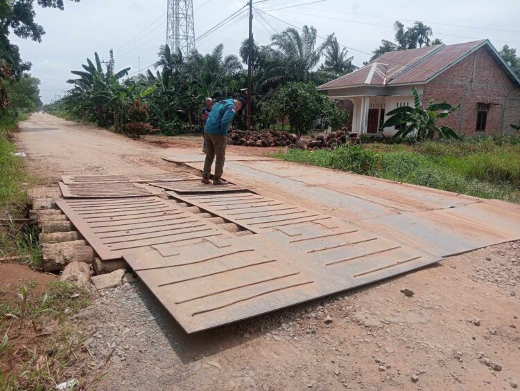 Kerusakan Box Culvert di Jalan Utama Rantau Indah Tanjab Timur Akan Ditindaklanjuti Oleh PUPR