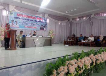 Ketua DPRD Tanjab Timur Mengikuti Musrenbang Kecamatan Muara Sabak Timur Sekaligus Meninjau Kerusakan Jalan