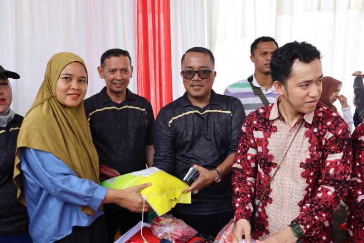 Kejari Tanjab Timur Gelar Berbagai Layanan Publik Gratis, Dalam Semarak Perayaan Hari Lahir Kejaksaan RI ke-80