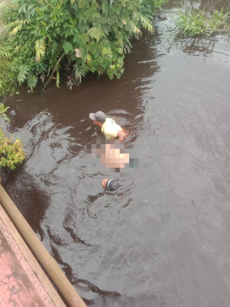 Tubuh Seorang Pria Ditemukan Mengambang di Permukaan Sungai Lagan Tanjab Timur