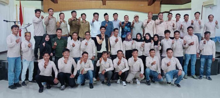 Kehadiran Don Muzakir Dalam Pelantikan DPD TMI Tanjab Timur Memberikan Kobaran Semangat 