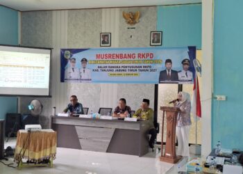 Ketua DPRD Tanjab Timur Menghadiri Musrenbang di Kecamatan Muara Sabak Timur