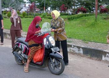 Di Bulan Penuh Berkah, Kejari Tanjab Timur Berbagi Dengan Sesama dan Melaksanakan Buka Puasa Bersama