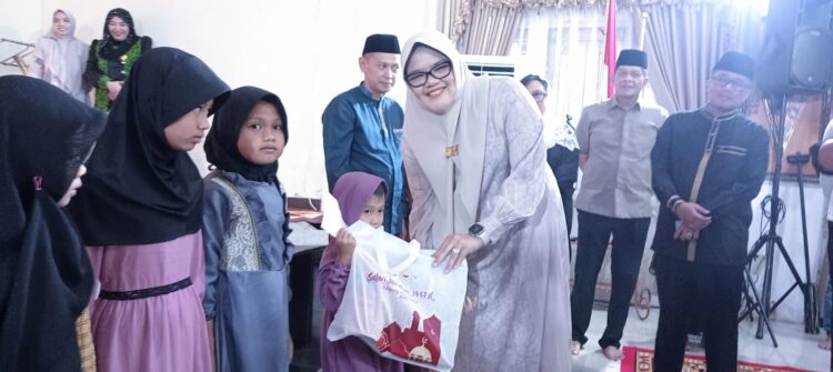 Safari Ramadan Pemkab Tanjab Timur dan SKK Migas-PetroChina, Salurkan Bantuan Untuk 100 Anak Yatim dan Lansia