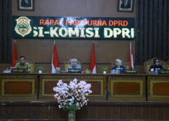 DPRD Tanjab Timur Menggelar Rapat Paripurna Penyampaian Laporan Komisi dan Rekomendasi DPRD Terhadap LKPJ Bupati