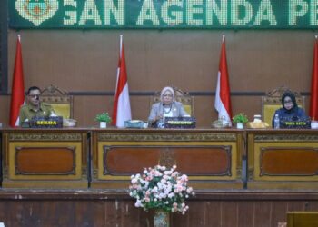 Tanggapi Fraksi DPRD, Pemkab Tanjab Timur Paparkan Kinerja APBD 2025