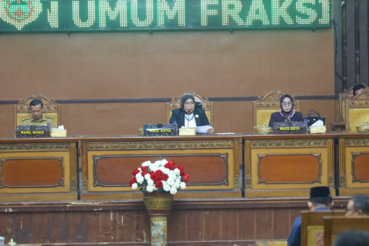 DPRD Tanjab Timur Gelar Rapat Paripurna Bersama Pemkab, Bahas Perubahan APBD 2026 dan Fokus pada Kebutuhan Masyarakat